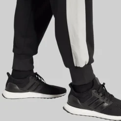 adidas Herren Saisonale Essentials Farbblock Trainingshose Schwarz