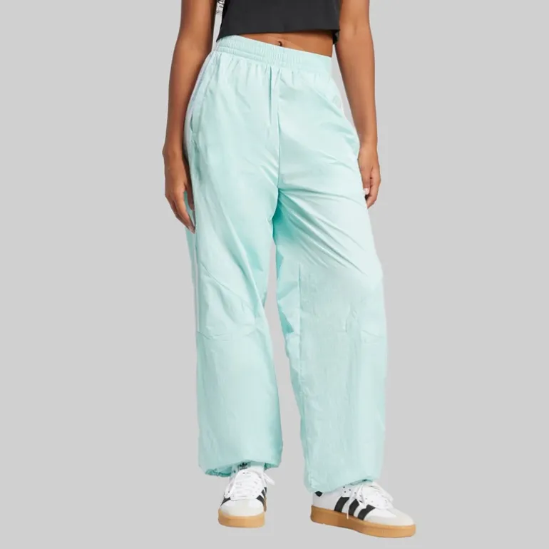 adidas Originals Damen Adicolour Teamgeist Oversized Trainingshose Semi Flash Aqua