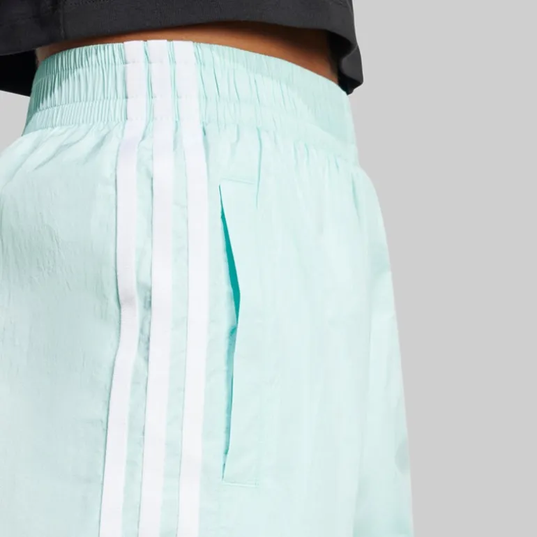 adidas Originals Damen Adicolour Teamgeist Oversized Trainingshose Semi Flash Aqua