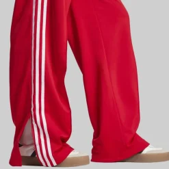adidas Originals Damen Adicolor Classic Firebird Locker geschnittene Trainingshose Better Scarlet/Weiß