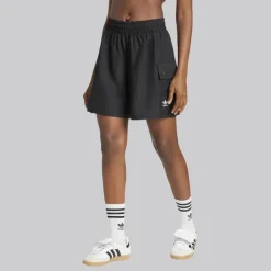 adidas Originals Damen Essentials Gewebte High Waist Cargo Shorts Schwarz
