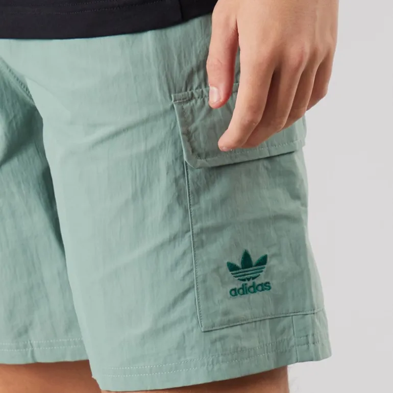 adidas Originals Herren Trefoil Essentials Gewebte Shorts Silver Green