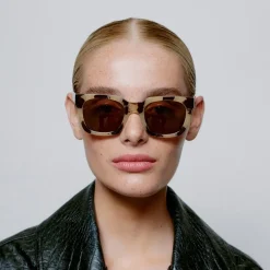 A Kjærbede Nancy Sonnenbrille Hornet