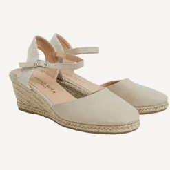 Brave Soul Damen Berry Wedge Sandalen       Braun