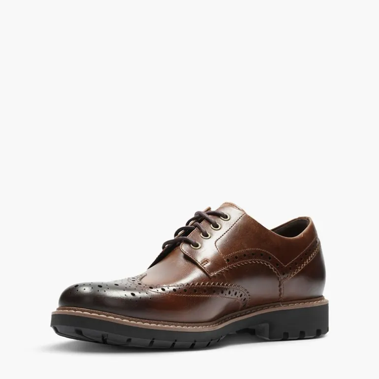 Clarks Herren Batcombe Wing Brogue Schuhe Dark Tan Leather