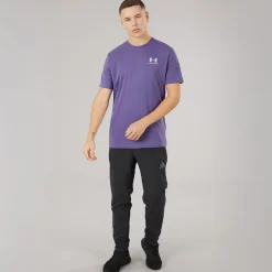 Under Armour Herren UA Sportstyle linke Brust kurzarm T Shirt Purple Luxe/Weiß